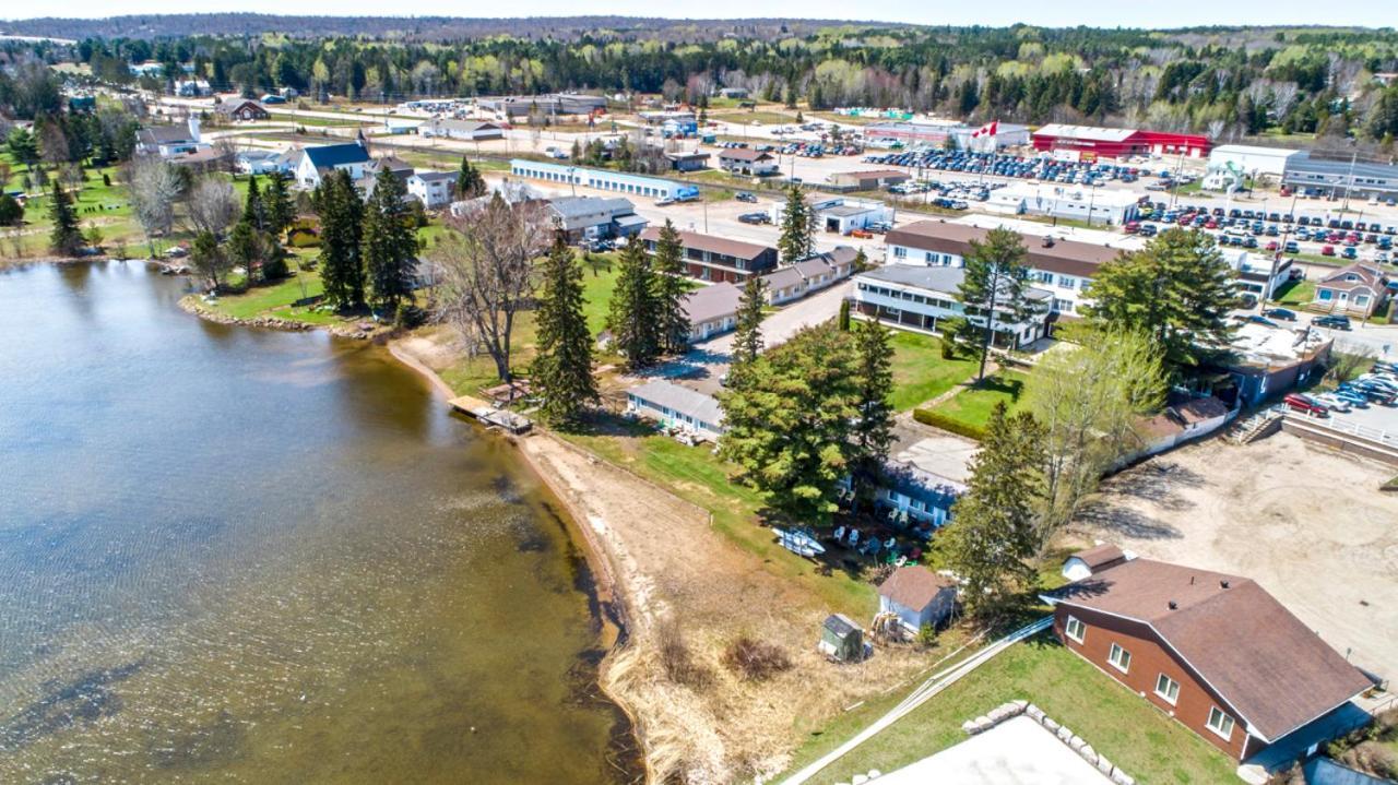 Caswell Resort Sundridge 外观 照片