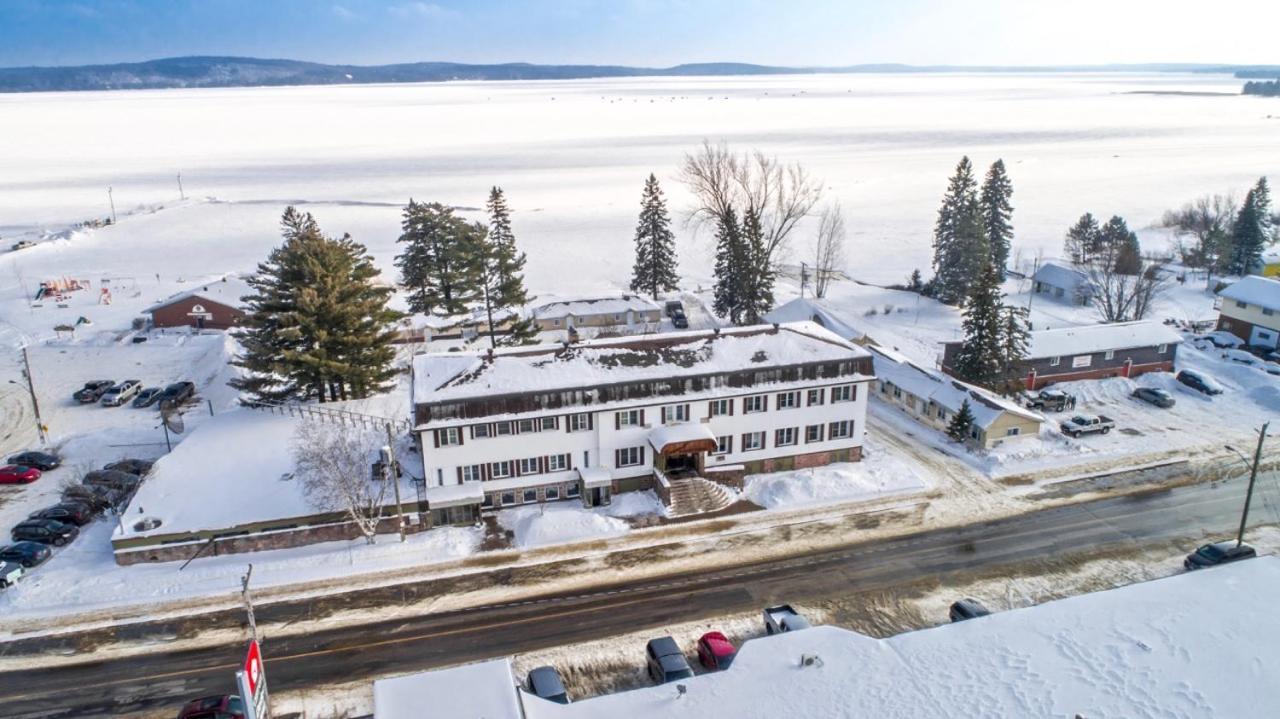 Caswell Resort Sundridge 外观 照片